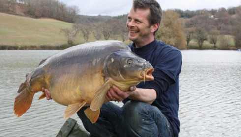 A 55 lb 5 oz carp from Mas Bas Main Lake, Mar 2013