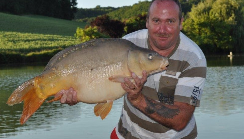 A 35 lb carp from Mas Bas Main Lake, Dave, Aug 2013