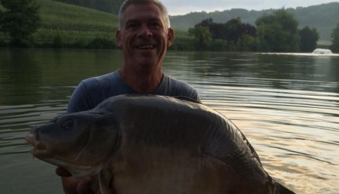 A 45 lb carp from Mas Bas Main Lake, Robert Williams, Aug 2015