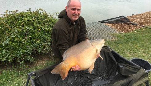 A 46 lb 14 oz carp from Mas Bas Main Lake, Apr 2018