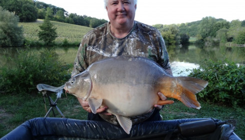 A 43 lb 14 oz carp from Mas Bas Main Lake, Francis Reid, Sep 2015