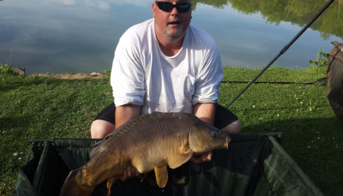 A 41 lb carp from Mas Bas Main Lake, Paul Bridges, May 2017