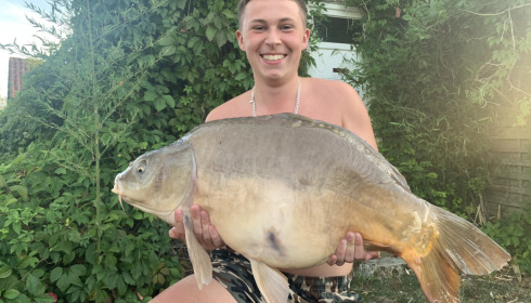 A 39 lb fish from Mas Bas Main Lake, Sonny caught Mirror Carp, Jul 2020