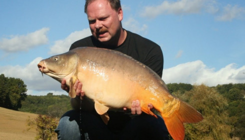 A 28 lb carp from Mas Bas Main Lake, Sander Beijderwellen , Oct 2014