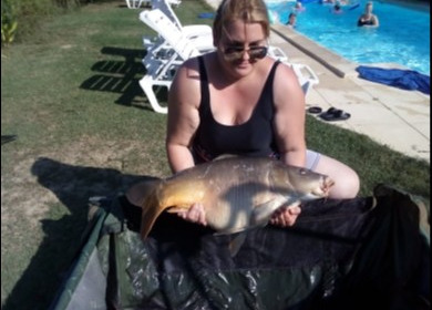 A 29 lb 7 oz carp from Mas Bas Main Lake, Jemma Louise Griffiths, Sep 2018