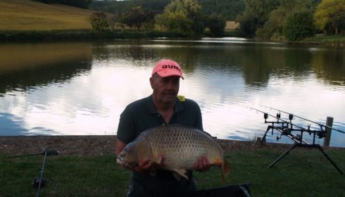 A 37 lb carp from Mas Bas Main Lake, Martin Rowan, Sep 2017