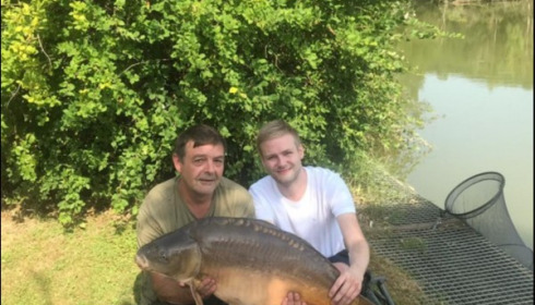 A 30 lb 10 oz carp from Mas Bas Main Lake, Garry Rayment, Jul 2019