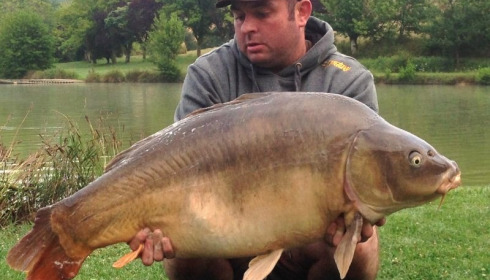 A 41 lb 8 oz carp from Mas Bas Main Lake, Paul Ward, Aug 2014