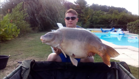 A 45 lb 13 oz carp from Mas Bas Main Lake, Mark Hoggins, Sep 2018