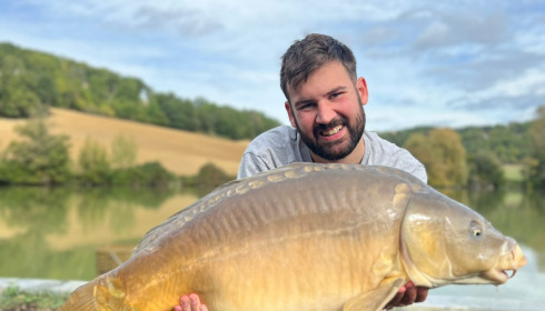 A 38 lb fish from Mas Bas Main Lake, Mirror Carp, Oct 2022