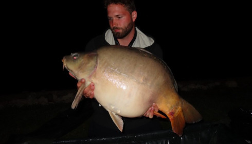 A 39 lb 9 oz carp from Mas Bas Main Lake, Graham Reid
