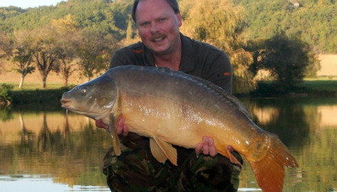 A 36 lb 13 oz carp from Mas Bas Main Lake, Sander Beijderwellen, Oct 2014