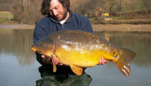 A 30 lb 4 oz carp from Mas Bas Main Lake, Lake netting 2014, Jan 2014