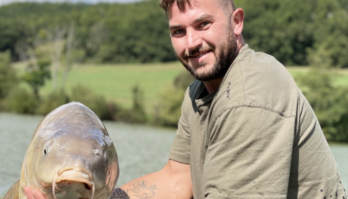 A 36 lb 12 oz fish from Mas Bas Main Lake, Sep 2021