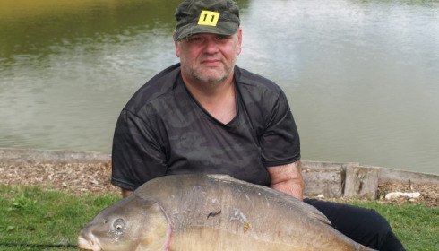 A 46 lb carp from Mas Bas Main Lake, Martin Rowan, Sep 2017