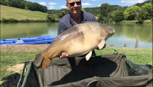 A 43 lb 12 oz carp from Mas Bas Main Lake, Darren, Jun 2018