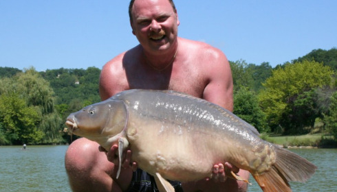 A 41 lb carp from Mas Bas Main Lake, Sander Beijderwellen, Aug 2016