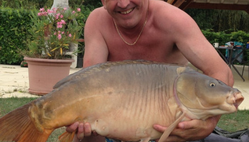 A 30 lb 4 oz carp from Mas Bas Main Lake, jim bell, Aug 2016
