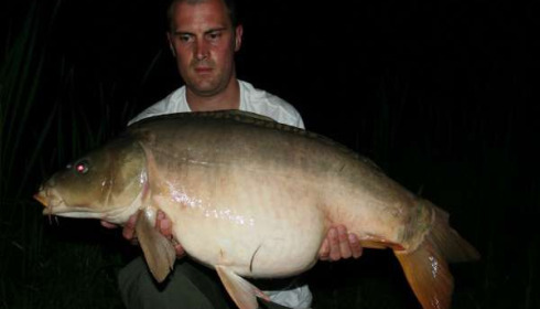 A 33 lb 4 oz carp from Mas Bas Main Lake, James Derbyshire, May 2010