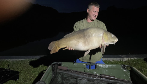 A 44 lb fish from Mas Bas Main Lake, Mirror, Jul 2023