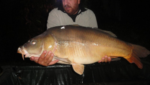 A 43 lb 5 oz carp from Mas Bas Main Lake, Nov 2013