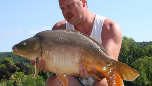 A 22 lb 4 oz carp from Mas Bas Main Lake, Sander Beijderwellen, Aug 2016