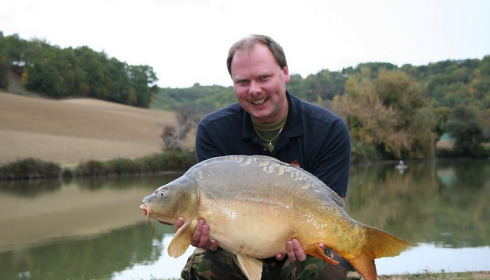 A 27 lb 6 oz carp from Mas Bas Main Lake, Sander Beijderwellen, Oct 2011