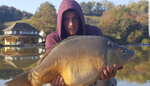 A 36 lb carp from Mas Bas Main Lake, Gary Whittaker, Oct 2016