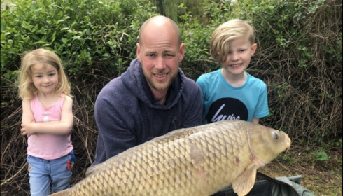 A 26 lb 2 oz carp from Mas Bas Main Lake, Tom Bester, Apr 2019