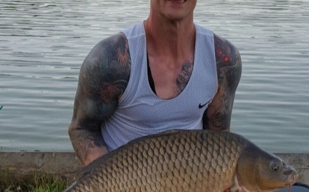 A 31 lb carp from Mas Bas Main Lake, Kyron Hall, Jul 2016