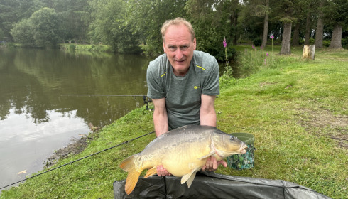 A 33 lb carp from Mystique, Chris Browne, Jun 2023