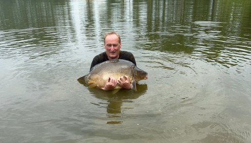 A 41 lb carp from Mystique, Chris Browne, Jun 2023
