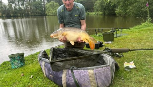 A 33 lb carp from Mystique, Chris Browne, Jun 2023