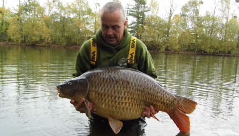 A 50 lb 1 oz carp from Old Oaks, Kevin Wicks, Oct 2015