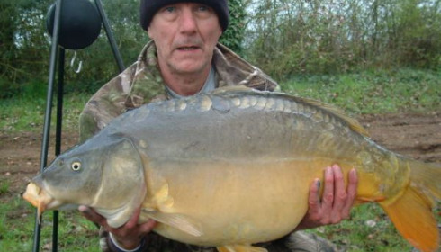 A 35 lb carp from Old Oaks, Mr Zimmerman, Apr 2006