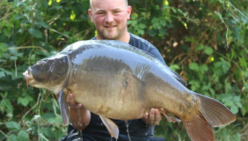 A 41 lb 15 oz carp from Old Oaks, Mike Johnson, Jul 2017