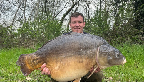 A 47 lb 6 oz fish from Old Oaks, 47 peg 3, Apr 2023