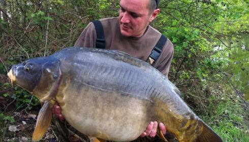 A 41 lb carp from Old Oaks, Ryan Fawson, Apr 2012