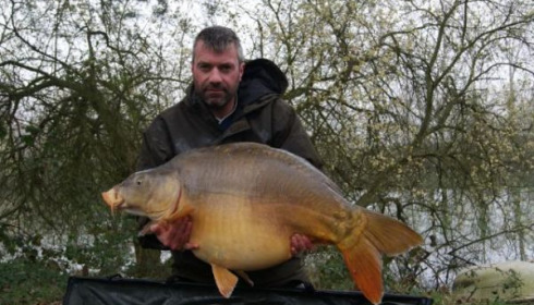 A carp from Old Oaks, Mr Neales & Mr Markham, Mar 2011