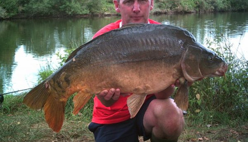 A 28 lb 8 oz carp from Old Oaks, Aug 2006