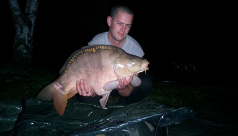 A 24 lb carp from Old Oaks, Oct 2006