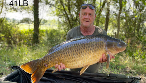 A 41 lb carp from Old Oaks, Glen Brooks, Sep 2021