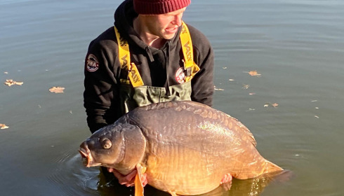 A 48 lb fish from Old Oaks, Oct 2022