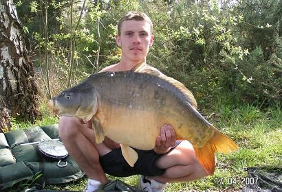 A 31 lb 12 oz carp from Old Oaks, Apr 2007