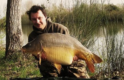 A 32 lb 4 oz carp from Old Oaks, Mar 2008