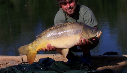 A 24 lb carp from Old Oaks, Aug 2006