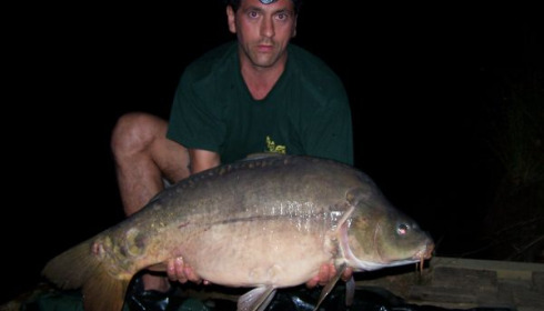 A 32 lb carp from Old Oaks, Aug 2006