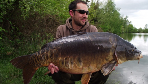 A 42 lb 6 oz carp from Old Oaks, Craig Thomas, Apr 2018