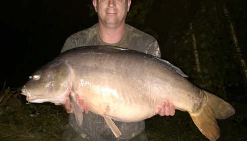 A 41 lb 1 oz carp from Old Oaks, Darren Garrett, Sep 2016