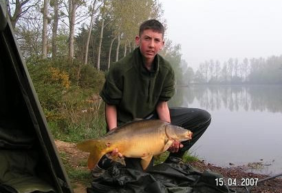 A 21 lb 4 oz carp from Old Oaks, Apr 2007